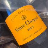 Champagne Veuve Clicquot Yellow Label købmandskurv