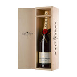 Moët &amp; Chandon Brut Impérial NV 300 cl. in wooden box (Personalize with gold text)