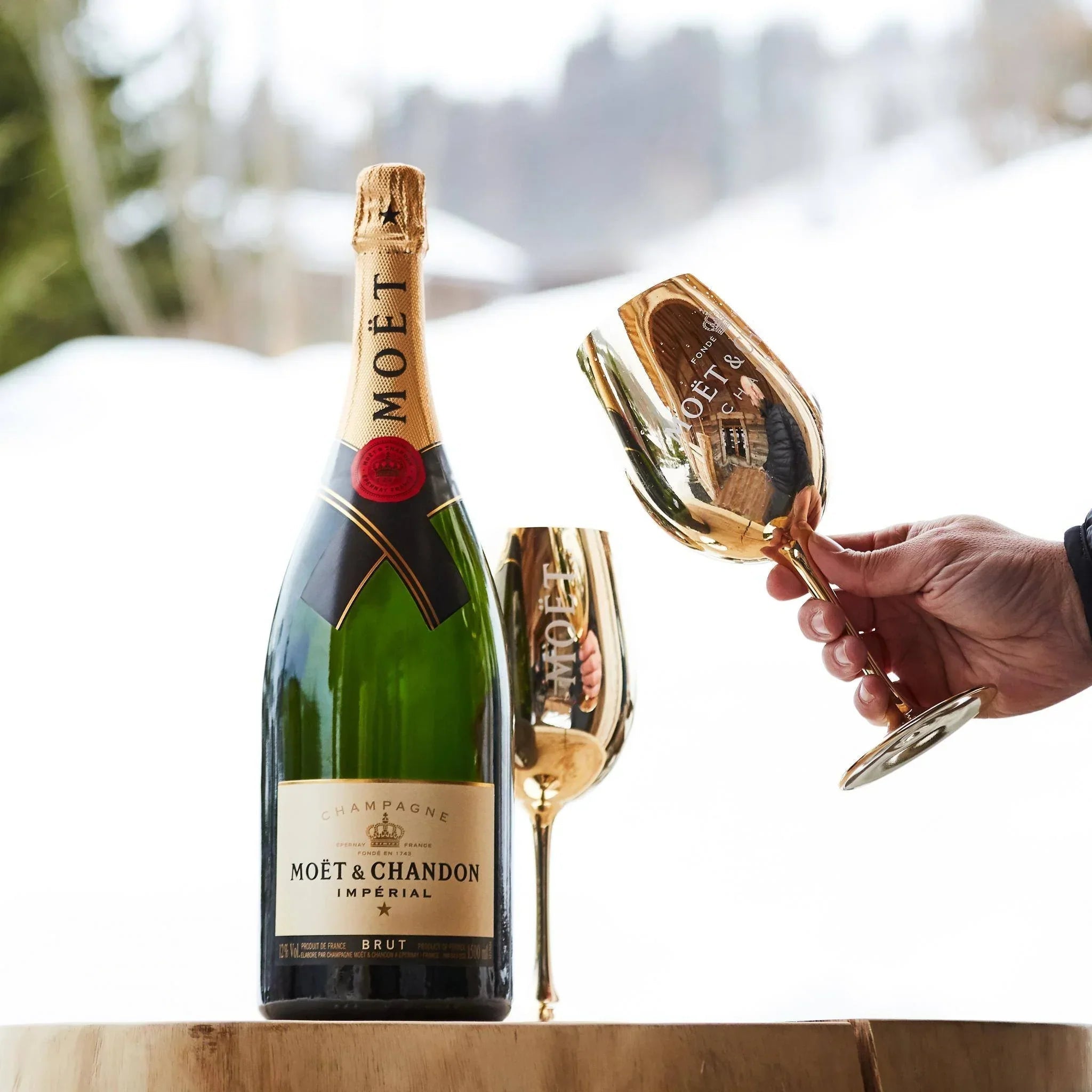 Moët & Chandon Moët & Chandon Brut Impérial NV Magnum 150 cl. inkl. to Gyldne MOËT glas - PremiumBottles