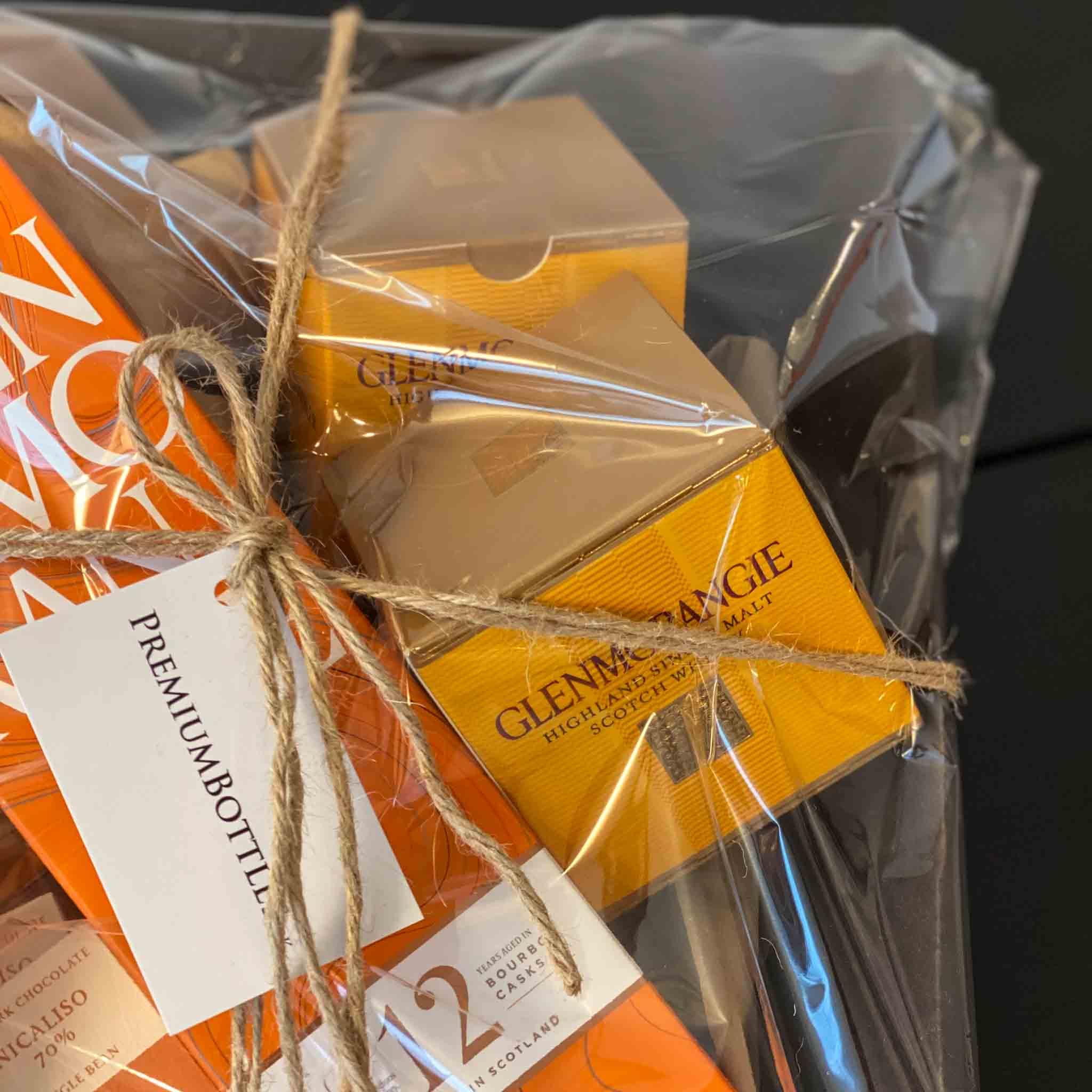 The Art Of Gifting Glenmorangie Whisky købmandskurv - PremiumBottles